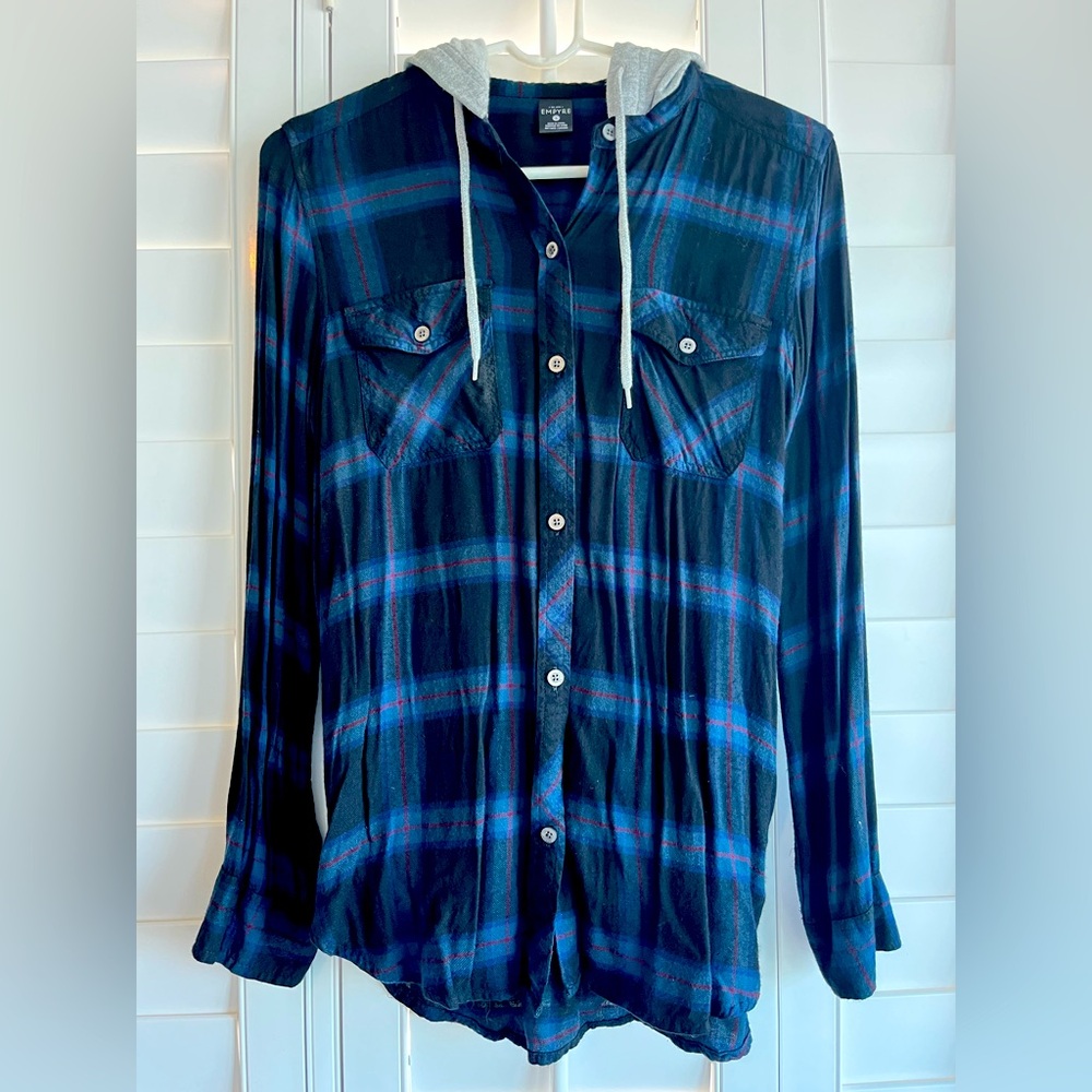 EMPYRE Long Sleeve Blue and Black Plaid Button-Up Flannel Hoodie Size Small